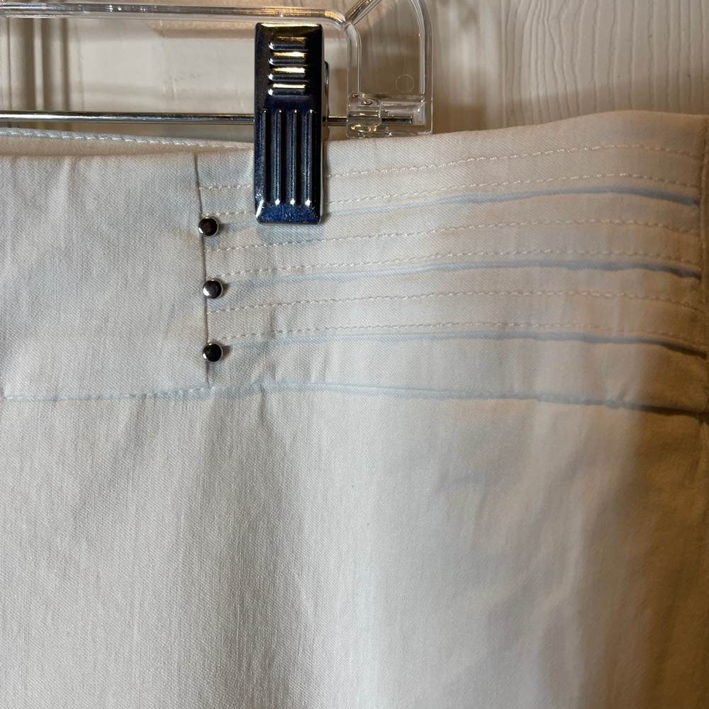 JM Collection Lightweight Cotton Blend Capri Pants - Picture 3 of 5